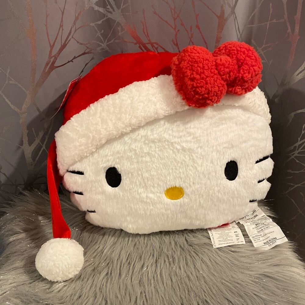 BNWT HELLO KITTY Christmas Santa Hat Pillow
